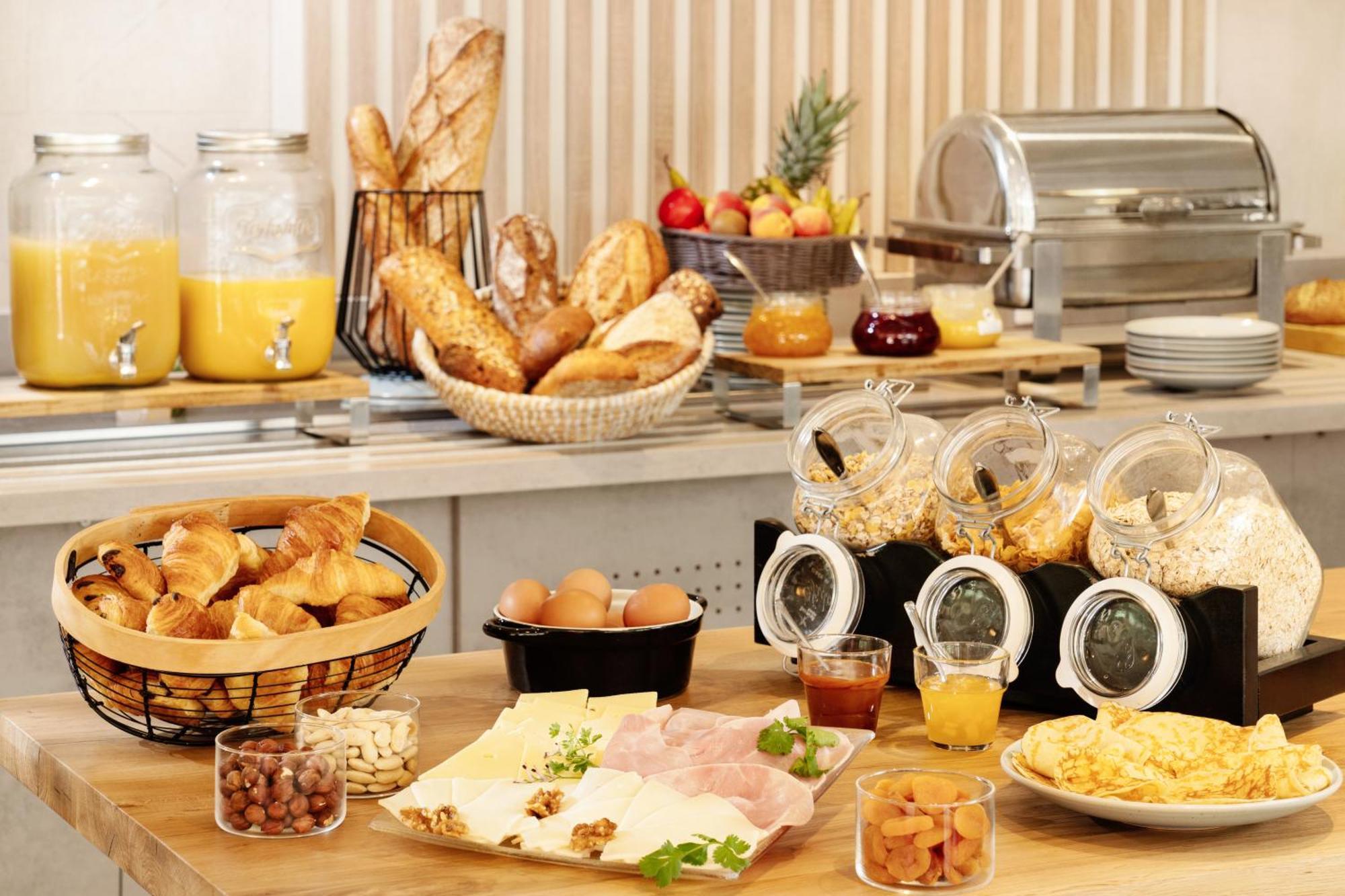 Hotel Valdys Thalasso & Spa - Les Pins Saint-Jean-de-Monts Ngoại thất bức ảnh